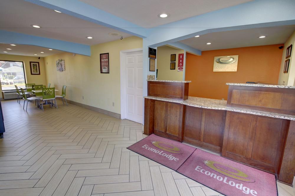 Econo Lodge At Military Circle Norfolk Exterior foto